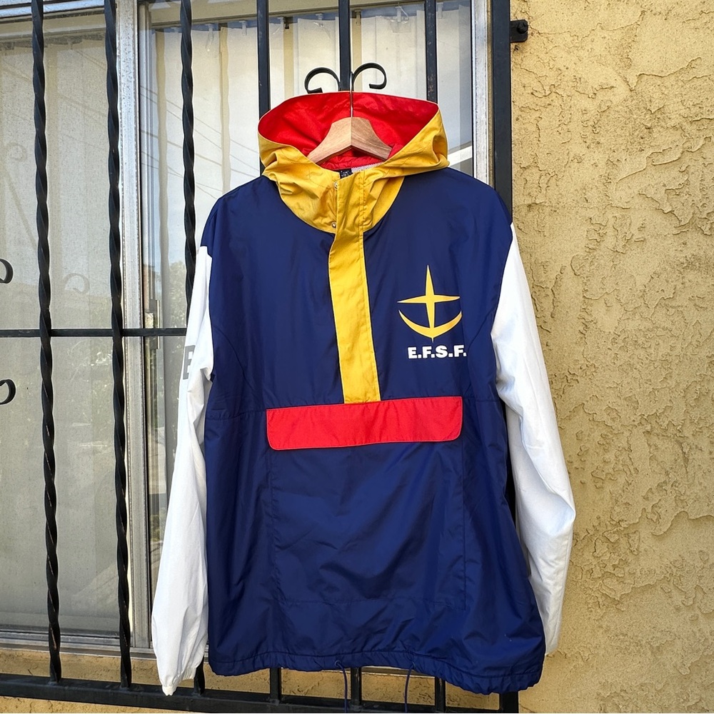 Atsuko x Gundam Mobile Suit Men sz M Hooded Anorak Manga Light Jacket